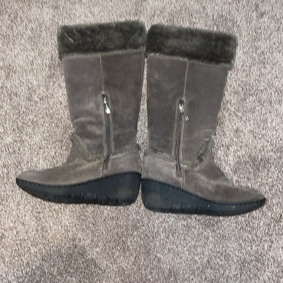 Guess Women's Grey Boots - Picture 5 of 7